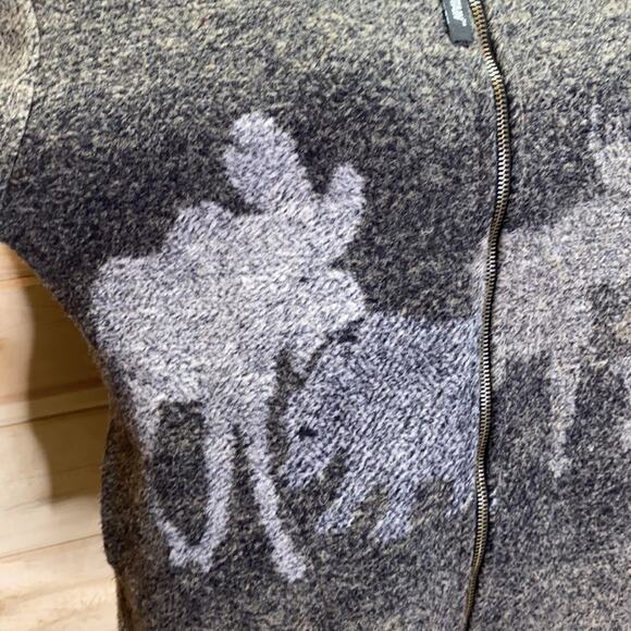 Black Mountain Outdoor Moose Bear Acrylic Zip Up Jacket Size Small - Picture 3 of 12